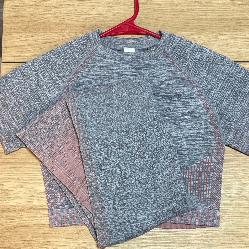 Women’s Workout set size M